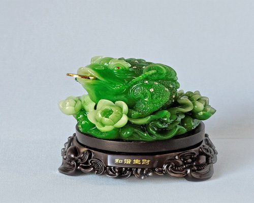 Cách làm như vậy là để tạo ra biểu tượng của tài lộc và vận may trong cuộc sống cũng như kinh doanh.