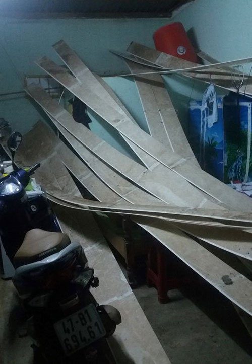 Hiện trường vụ nổ khiến 6 người thương vong.