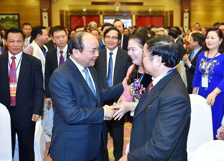 Thu tuong tham hoi cac dai bieu tham du Dai hoi