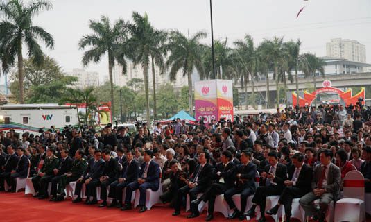 Các đại biểu tham dự lễ khai mạc Hội bao 2018.