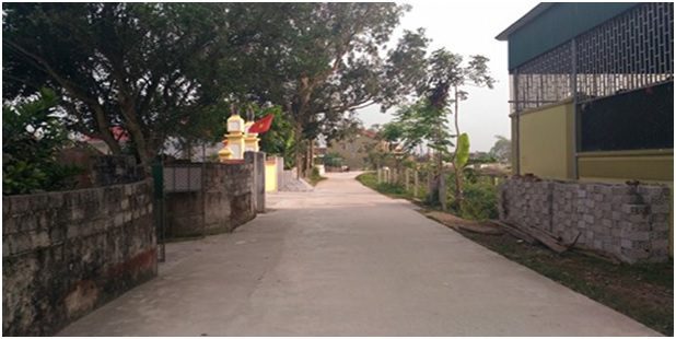 Đường giao thông nông thôn liên xóm xã Viên Thành được bê tông hóa.