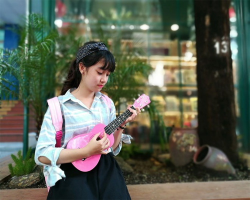 Khả năng xoá phông của GR5 2017 dựa vào phần cứng cũng như thuật toán giúp người dùng thay đổi khẩu độ, từ đó cho ra những bức ảnh chân dung với chủ thể nổi bật so với hậu cảnh.