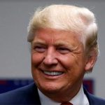 nhan-vien-nu-boi-hoi-ke-ve-sep-trump2