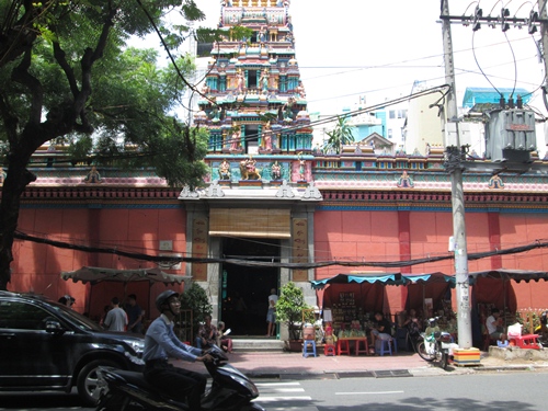 Đền thờ Mariamman nằm trên đường Trương Định (quận 1).