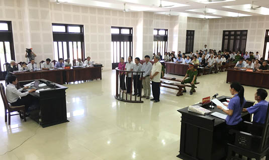 Đại diện VKS đọc cáo trạng