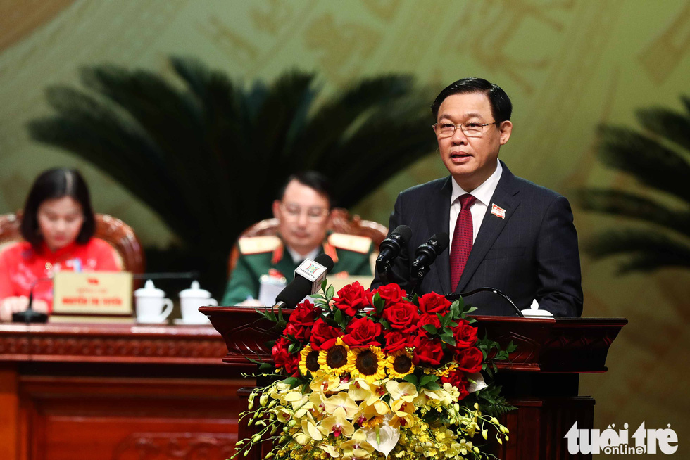 Bí thư Thành ủy Hà Nội Vương Đình Huệ phát biểu khai mạc đại hội - Ảnh: NGUYỄN KHÁNH