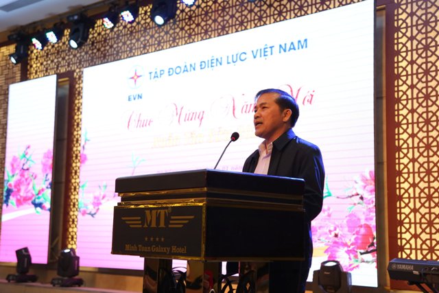 Chủ tịch Hội nhà báo Đà Nẵng - TBT Báo Đà Nẵng.
