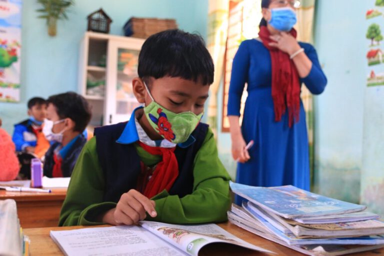 Ký sự Đông Giang: Thắp sáng ước mơ của cậu bé người đồng bào Cơ Tu – PơLoong Đạt (Bài 1)