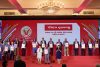 Đại diện Điện Quang nhận danh hiệu Hàng Việt Nam chất lượng cao 2024
